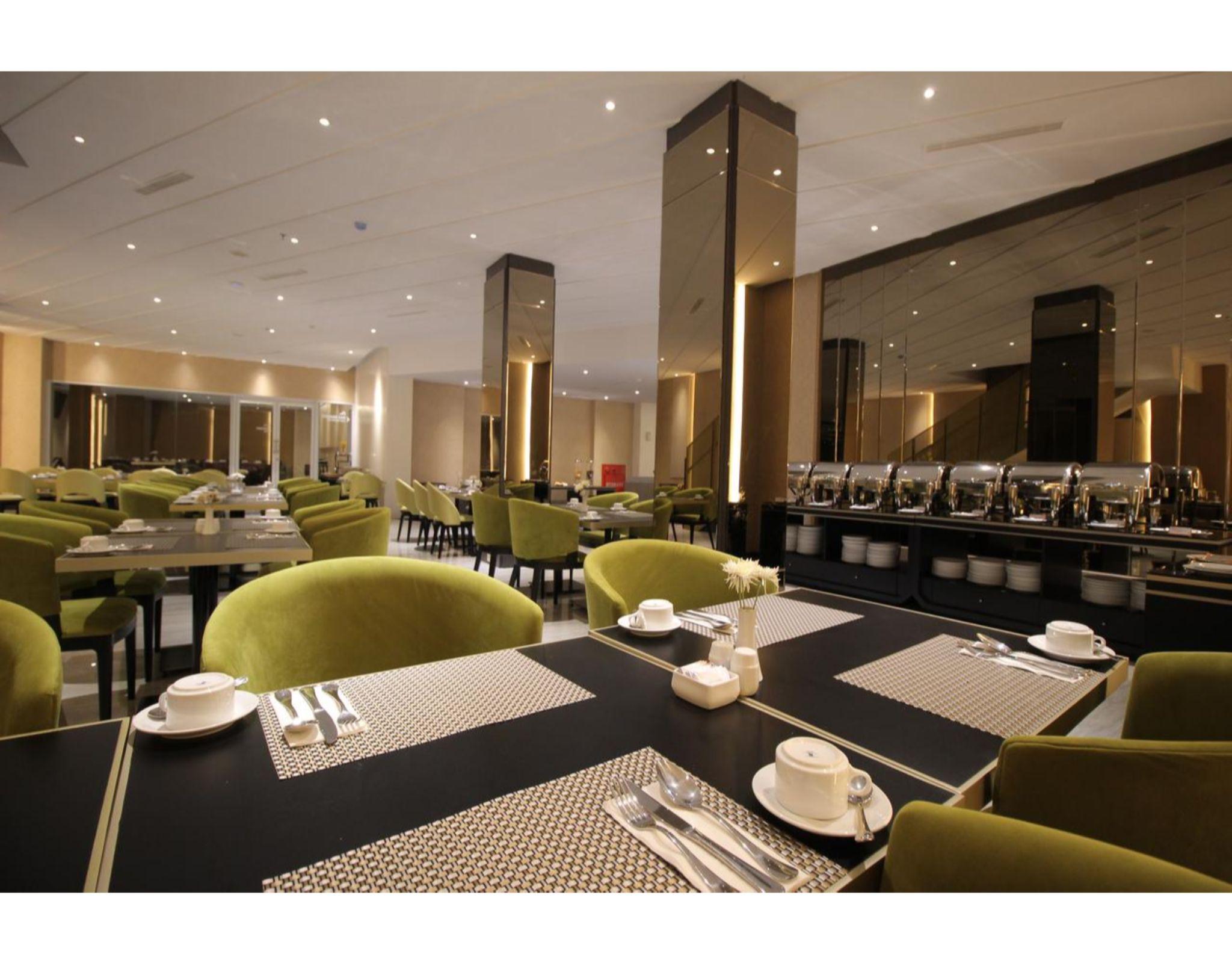 Forriz Hotel Jogyakarta Zewnętrze zdjęcie
