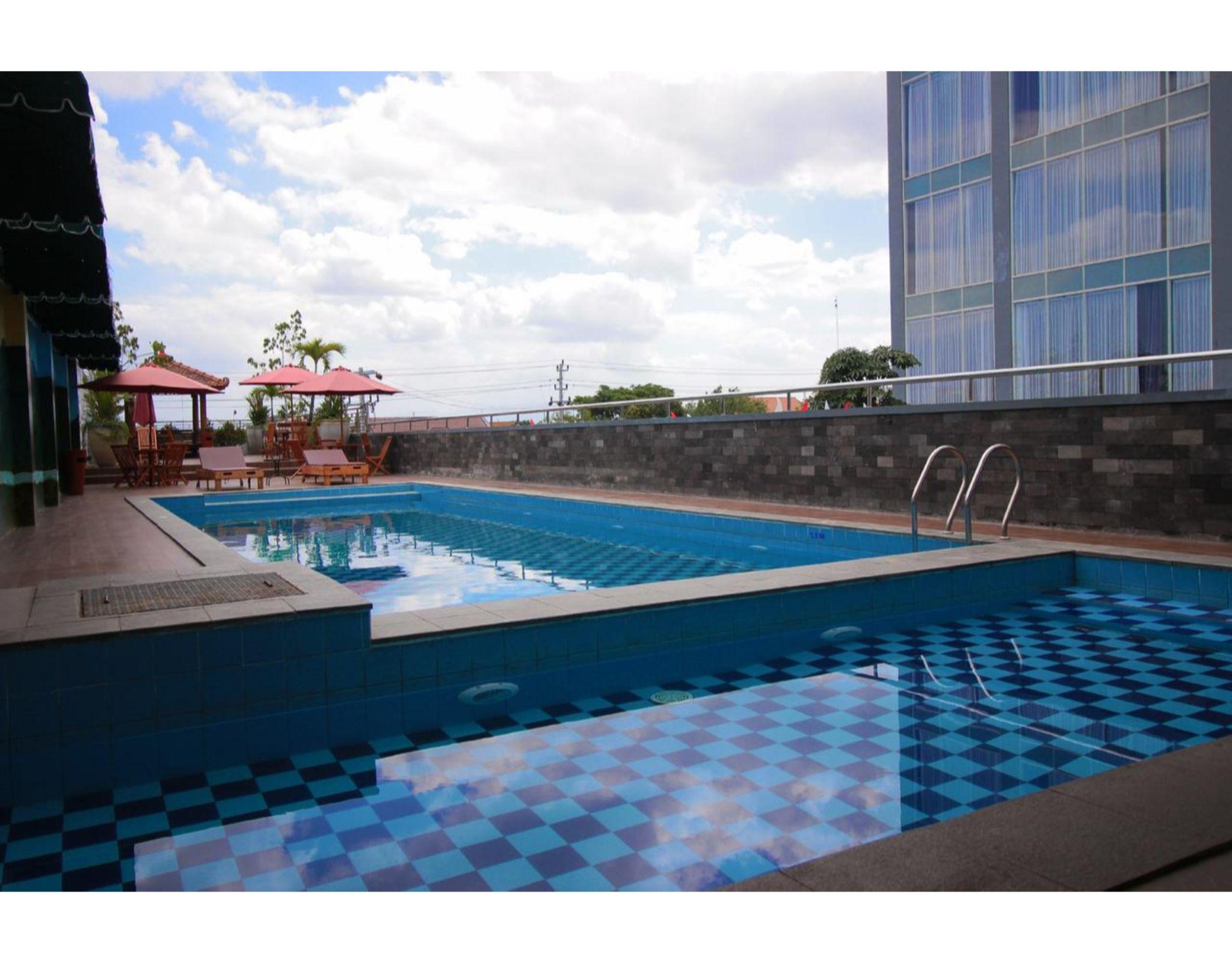 Forriz Hotel Jogyakarta Zewnętrze zdjęcie