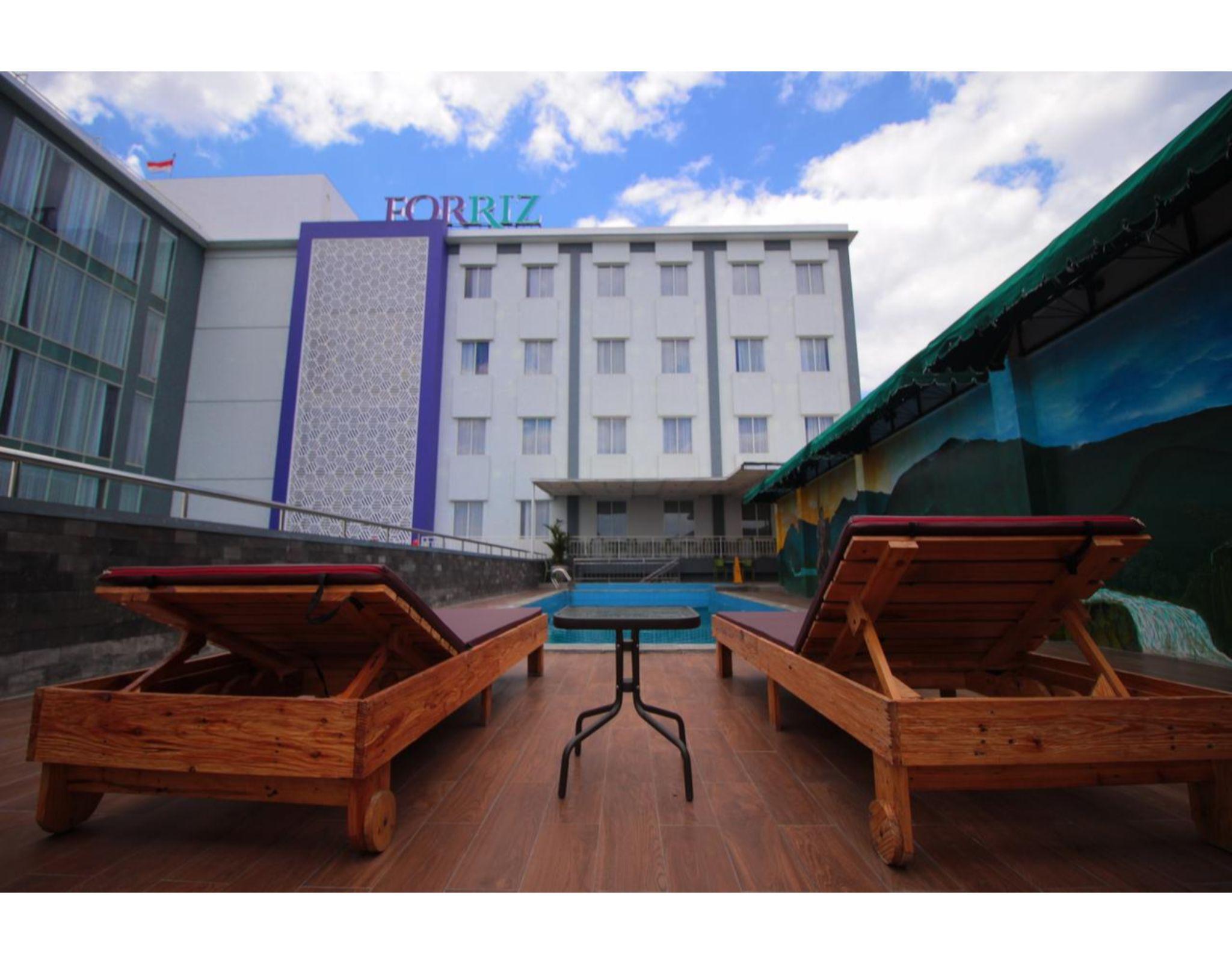 Forriz Hotel Jogyakarta Zewnętrze zdjęcie