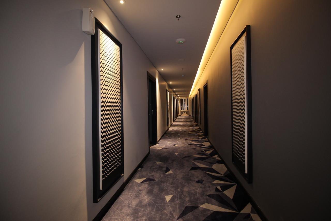 Forriz Hotel Jogyakarta Zewnętrze zdjęcie
