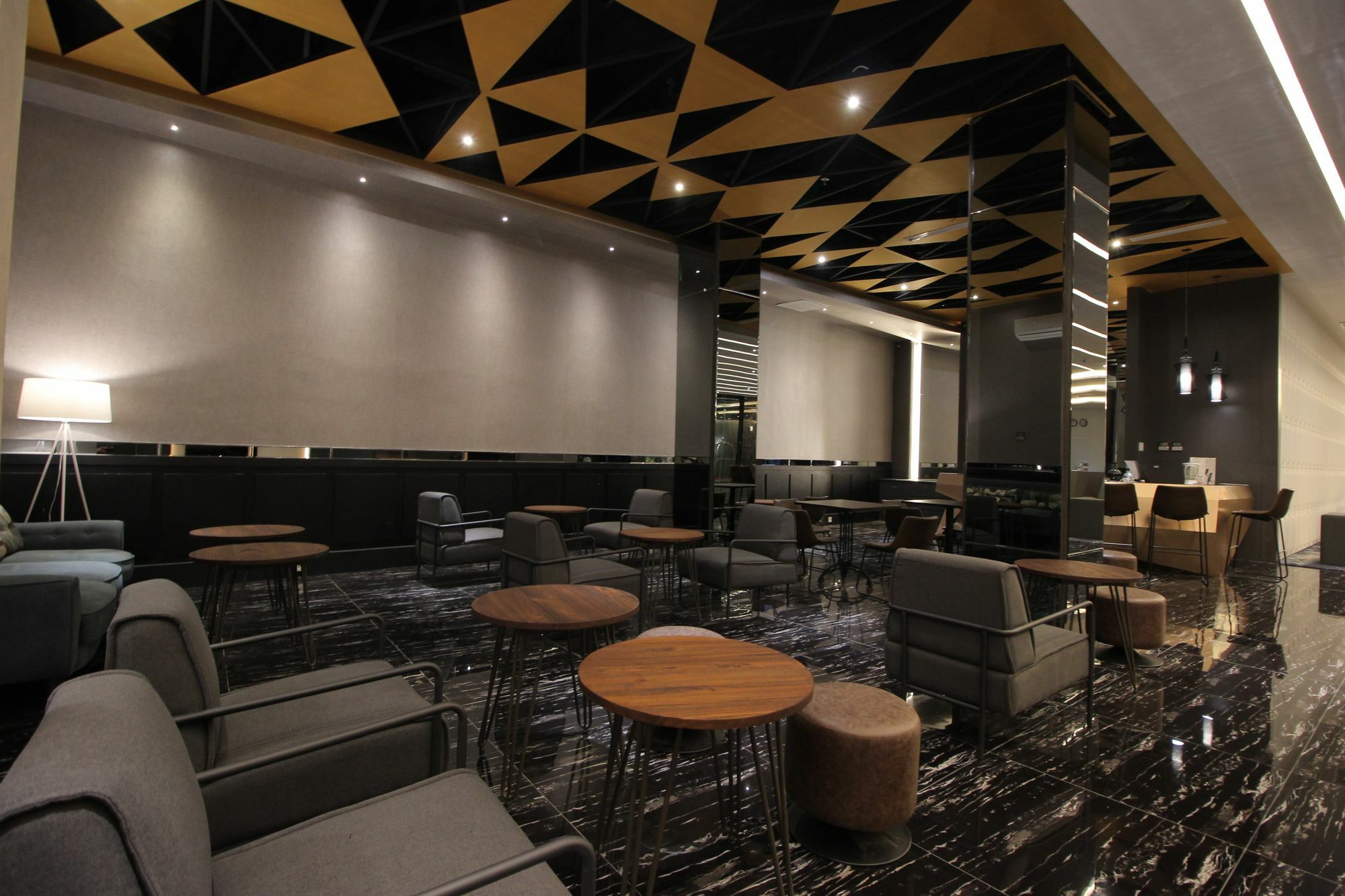 Forriz Hotel Jogyakarta Zewnętrze zdjęcie
