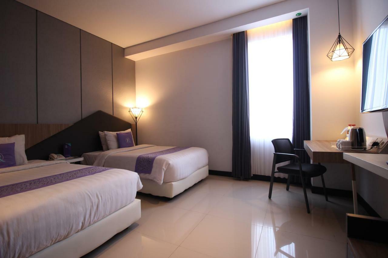 Forriz Hotel Jogyakarta Zewnętrze zdjęcie